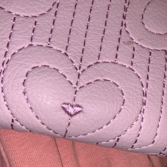 NWT  BETSEY JOHNSON SMALL WALLET - Picture 2 of 8